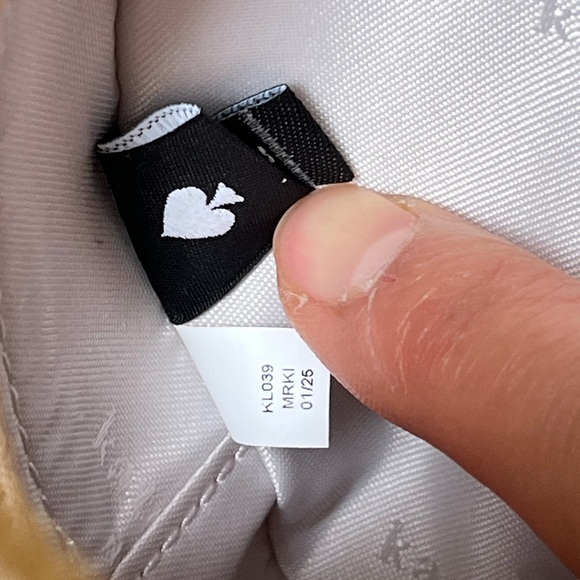 ♠️Kate Spade Love Shack Perforated Heart Crossbody - Picture 13 of 14